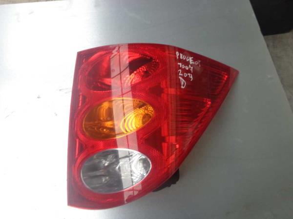 FEU ARRIERE DROITE PEUGEOT 1007 - Vue 1